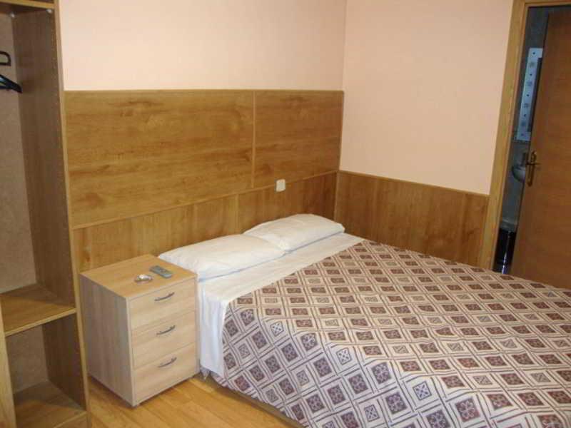 Hostal San Blas Мадрид Екстер'єр фото